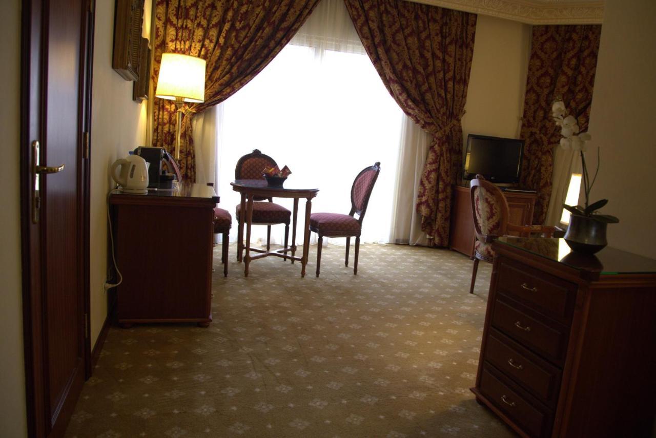 Serenada Golden Palace - Boutique Hotel Beirut Eksteriør billede