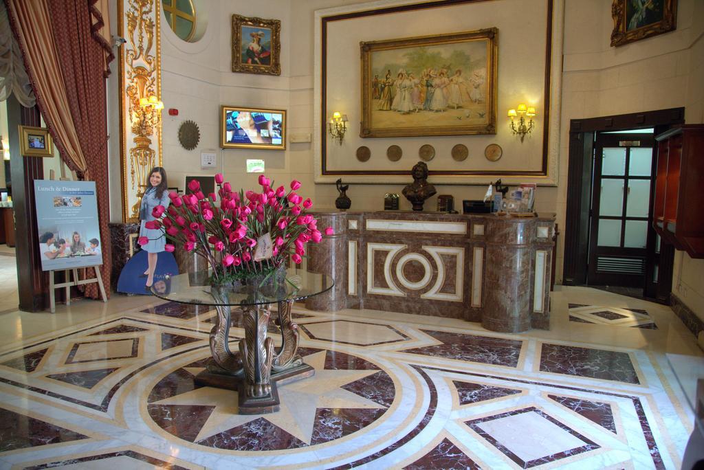 Serenada Golden Palace - Boutique Hotel Beirut Eksteriør billede