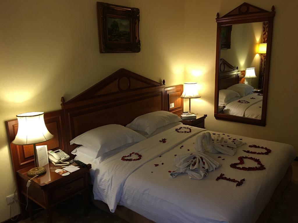 Serenada Golden Palace - Boutique Hotel Beirut Eksteriør billede