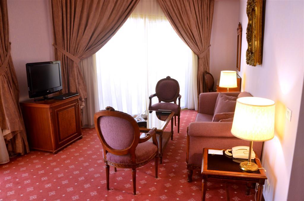 Serenada Golden Palace - Boutique Hotel Beirut Eksteriør billede